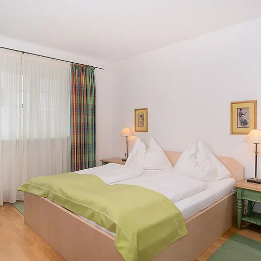 Zimmer - GASTHOF & PENSION "ZUM GREIF"